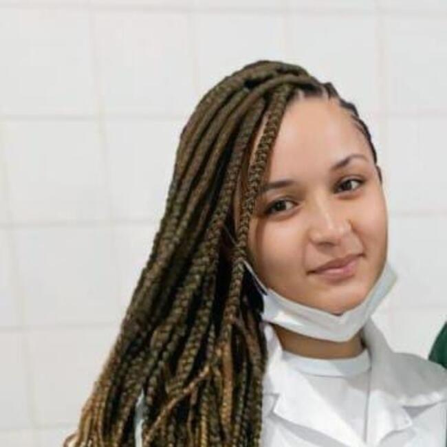 Babysitter in São Paulo (São Paulo): Laura