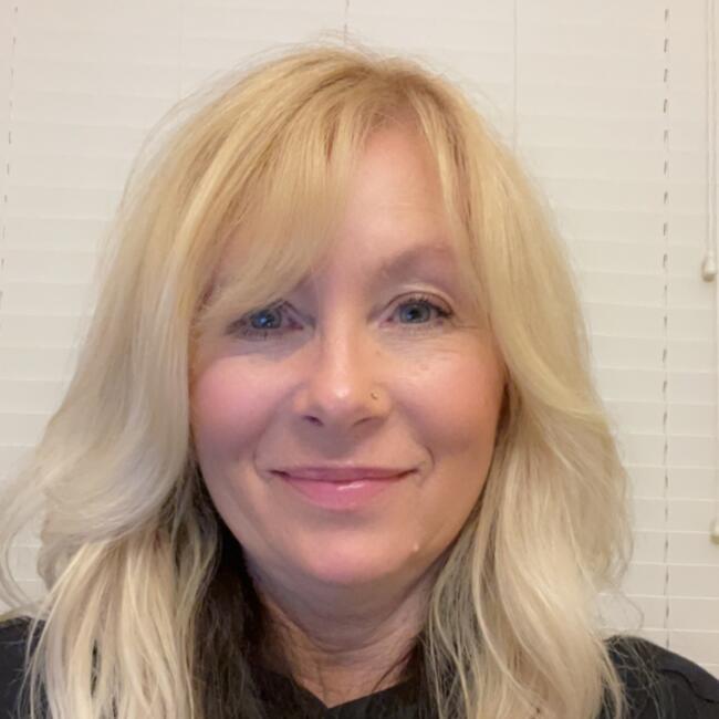 Babysitter in Aurora: Kristine