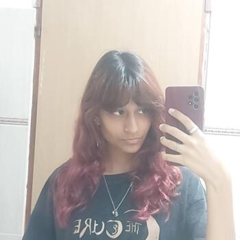 Babysitter in Nesher: Orian