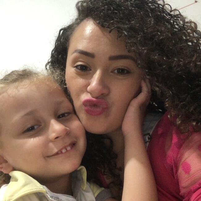 Babysitting job in São José (São José): Pâmela