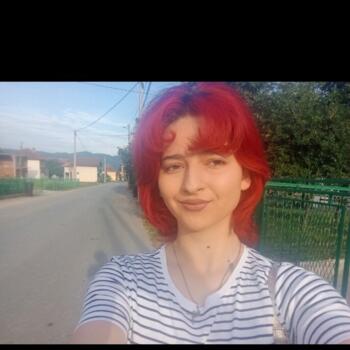 Babysitter in Sarajevo: Dzeneta