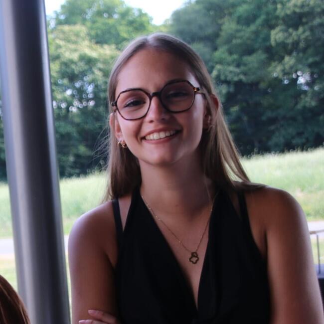 Babysitter in Lorient: Axelle