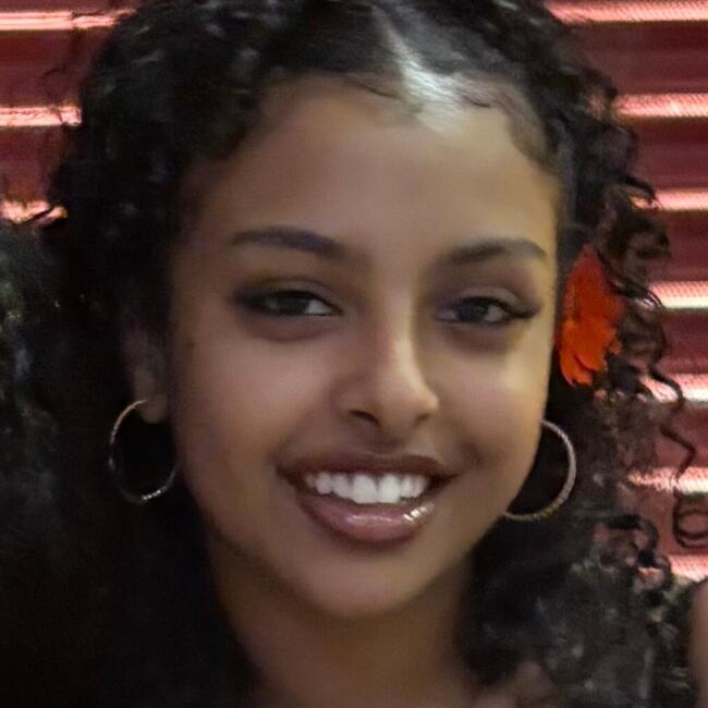 Babysitter in Commerce City: Bethlehem