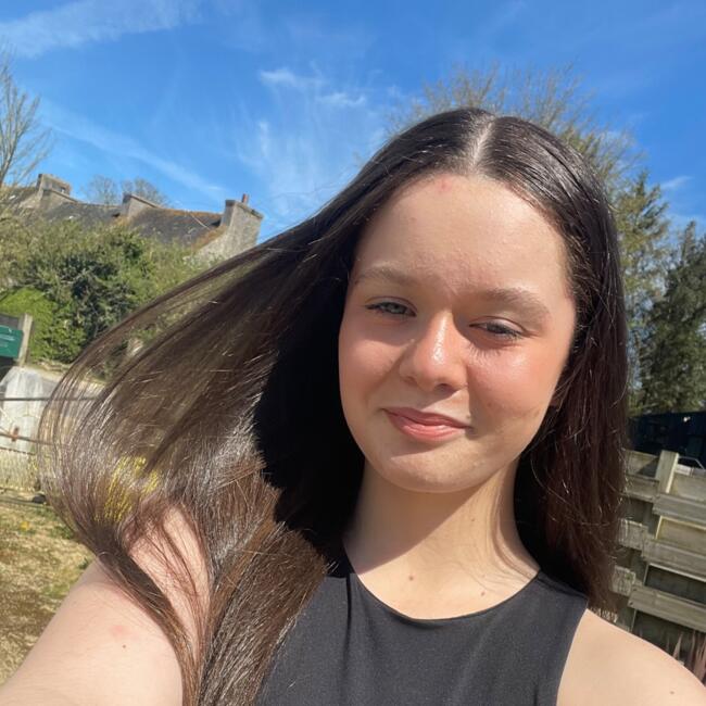 Babysitter in Guiclan: Eline