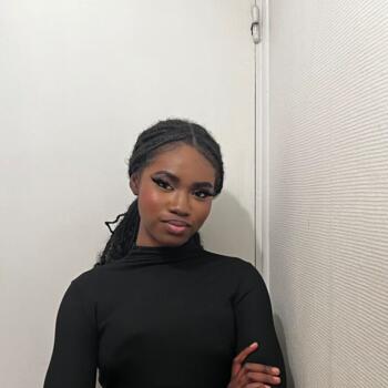 Babysitter in Champigny-sur-Marne: Marie