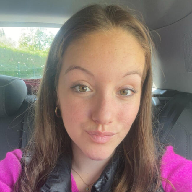 Babysitter in Saint-Sulpice: Anaïs