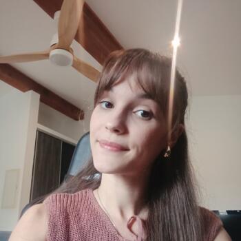 Babysitter in Villegailhenc: Lucie