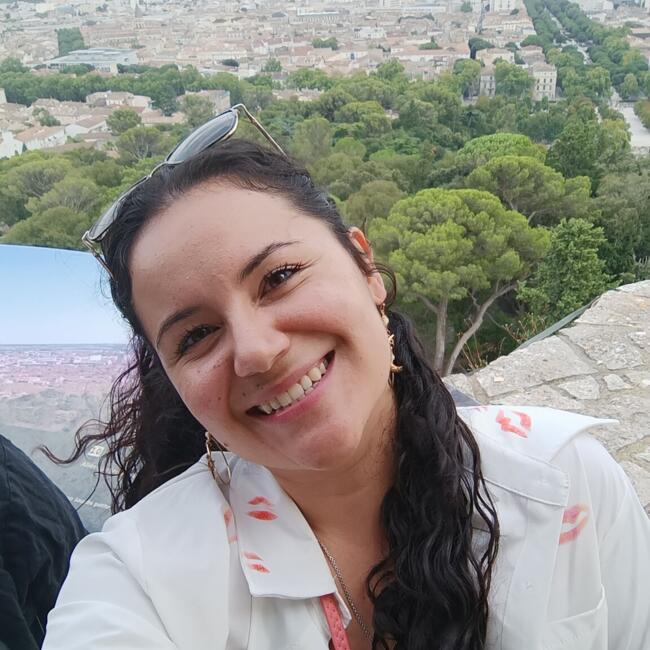 Babysitter in Saint-Martin-d'Hères: Ana María