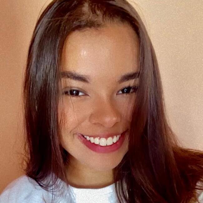 Babysitter in Sydney: Lorena