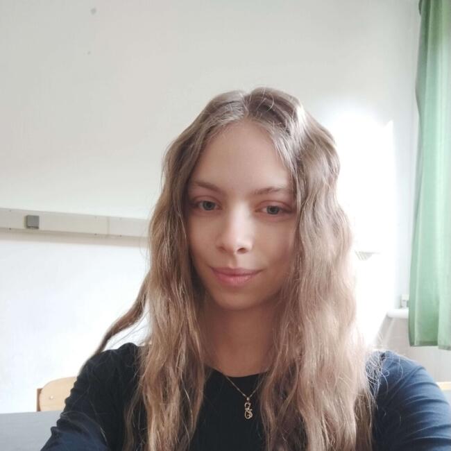 Babysitter in Gödöllő: Anna
