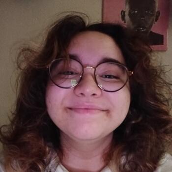 Babysitter in Marseille: Lina
