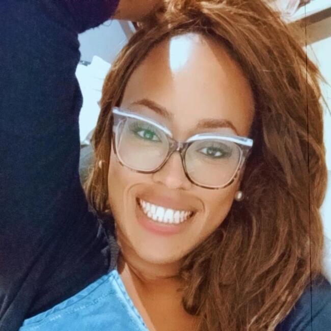 Babysitter in Porto Alegre: Caroline