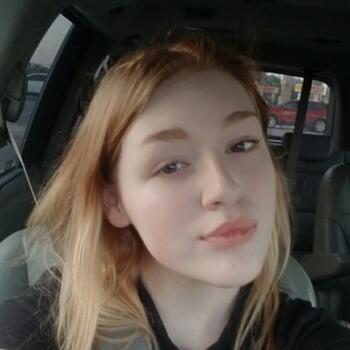 Babysitter in Converse (Texas): Chloe