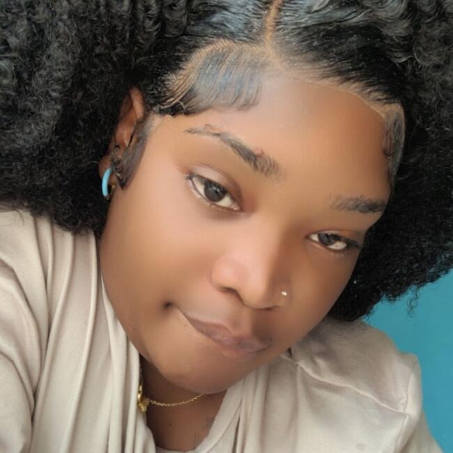 Babysitter in Junction: Talia