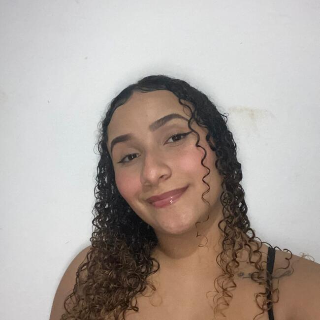 Babysitter in Mongaguá: TIFANY