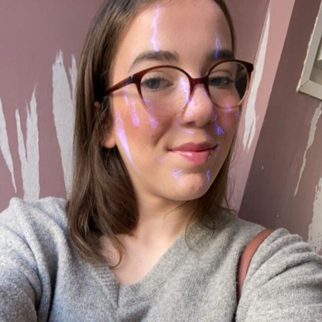 Babysitter in Anzin: Lanna