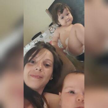 Emprego de babá em Canoinhas: emprego de babá Sabrina