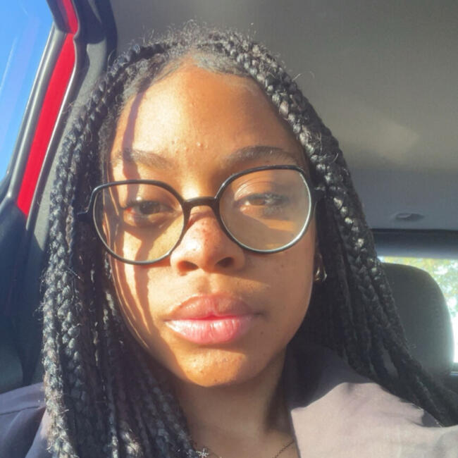 Babysitter em Setúbal: Jana