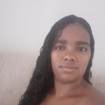 Babysitter in Recife: Jaqueline