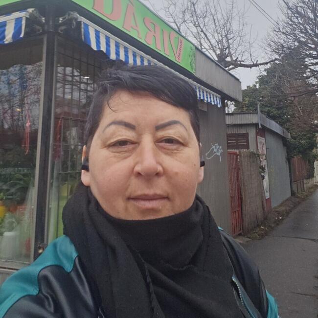 Babysitter in Budapest: Angéla