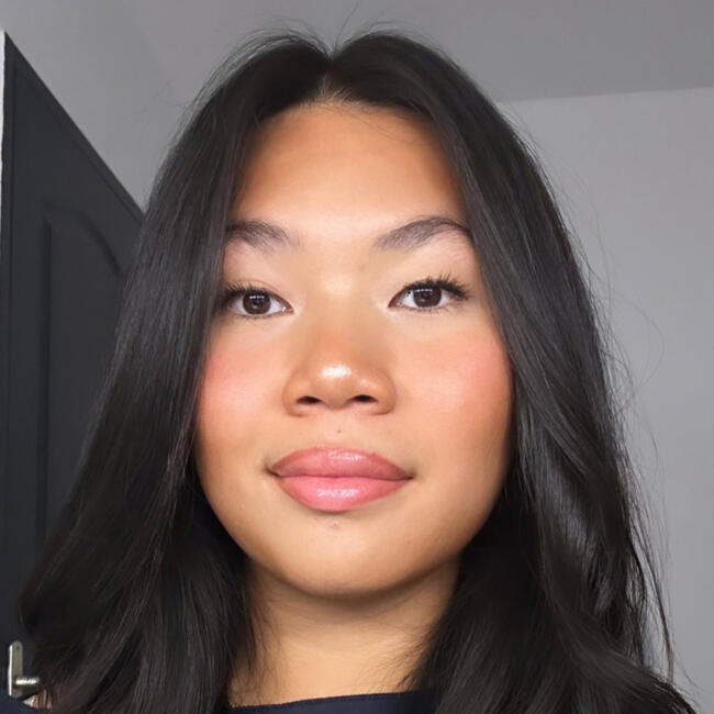 Babysitter in Saint-Martin-du-Var: Laura