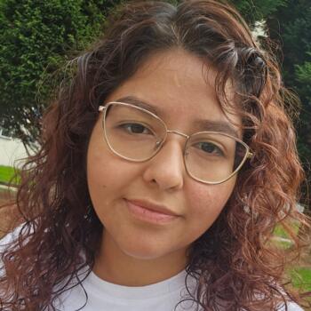 Babysitter in Langreo: Stephanie