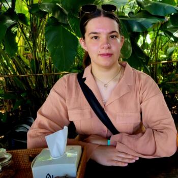 Babysitter Luton: Sofia