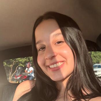 Babá em Sao Jose do Rio Preto: Larissa