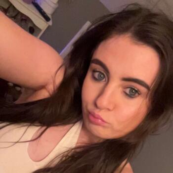 Babysitter in Kiltullagh: Emma