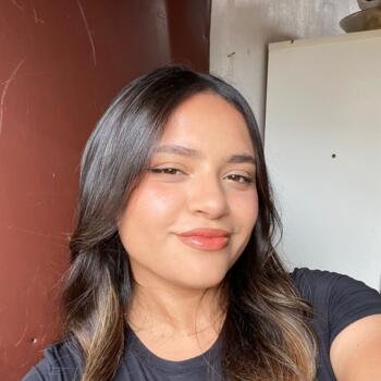 Babysitter in Cartago: Luna