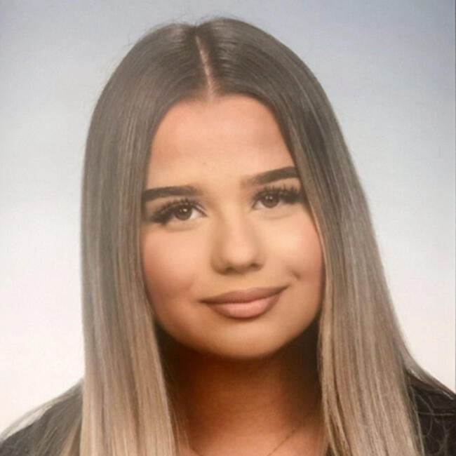 Babysitter in Schönkirchen-Reyersdorf: Selina