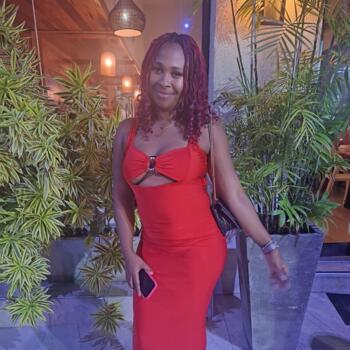 Babysitter in Kingston: Kenesha