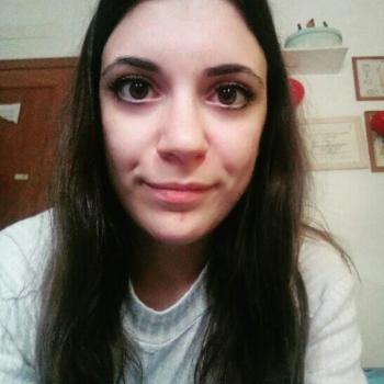 Babysitter Sarzana: Sara