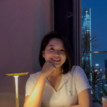 Babysitter in Singapore: Audrey