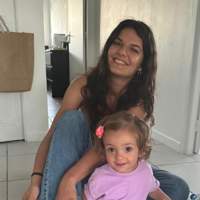 Babysitter in Antibes: Amber