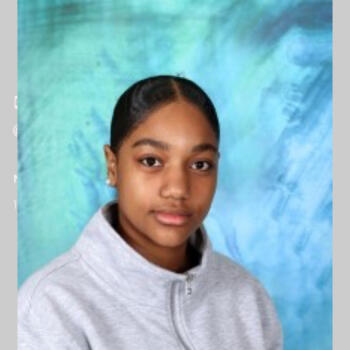 Babysitter in Saint-Mard: Anaëlle