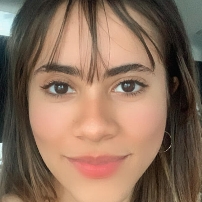 Babysitter in Cotia: Luana