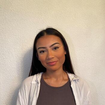 Babysitter in Vitry-sur-Seine: Nency