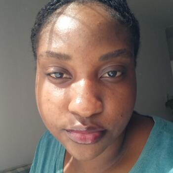 Babysitter in Strand: Kimberly
