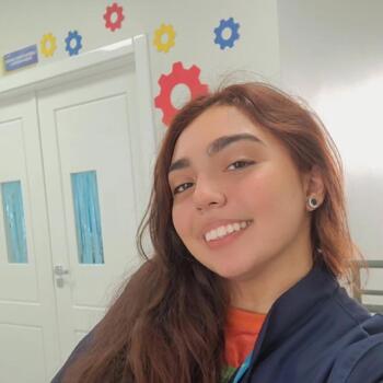 Babysitter in Manaus: Ana sarah