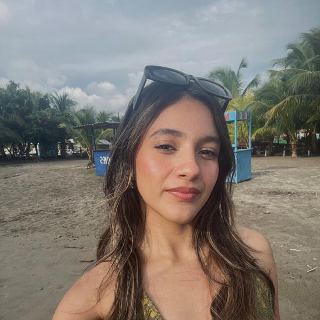 Babysitter in Tegucigalpa: Genesis