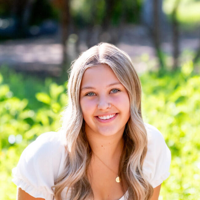 Babysitter in Tempe: Delayney