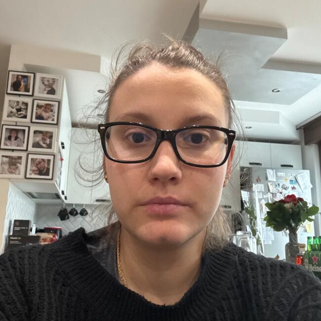 Babysitting job in Rho: Jasmine