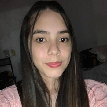 Niñera en Luque: Fiorella