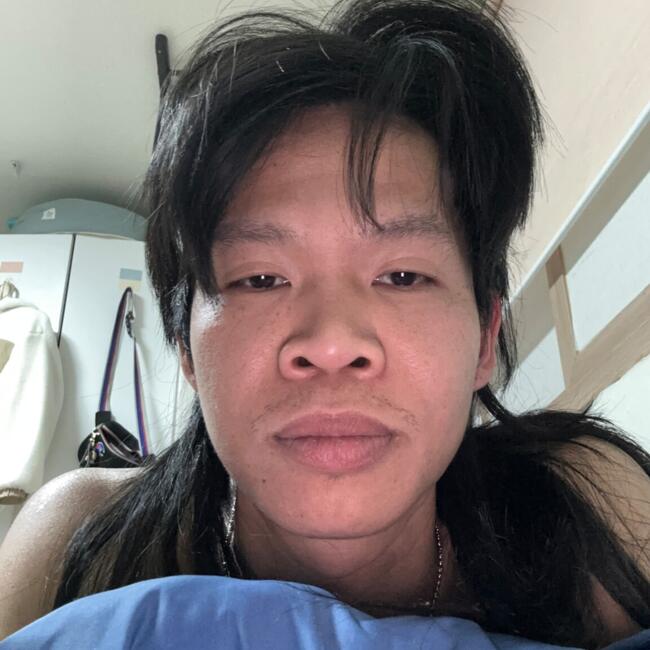 Chinch'ŏn 베이비시터 일자리: Azrin