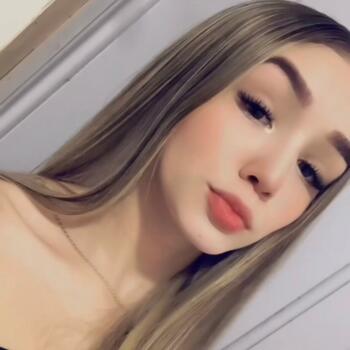 Babysitter in Pelotas: Emily