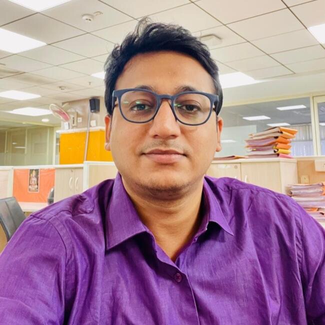 हैदराबाद में बेबीसिटिंग की नौकरी: Arindam