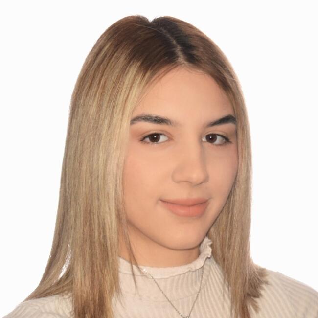 Babysitter στην περιοχή Νίκαια: Ιωαννα