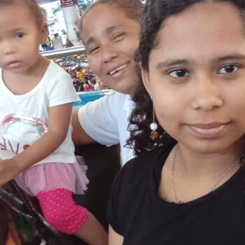 Babysitter Managua: Ashley