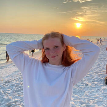 Babysitter in Chattanooga: Sophia